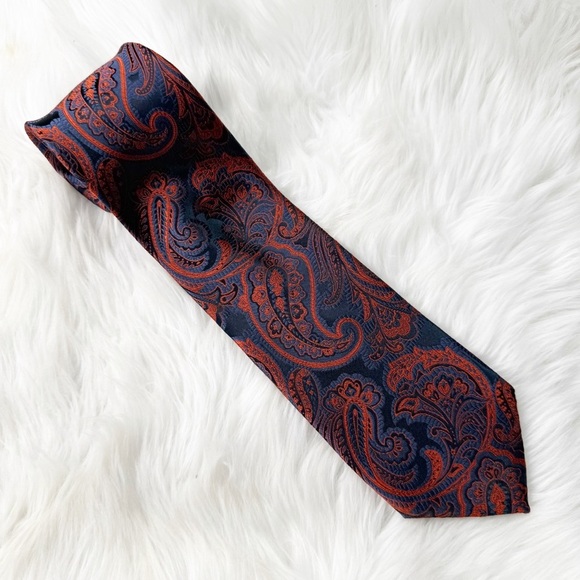 Paul Fredrick Navy & Rust Paisley 100% Silk Tie - Picture 1 of 4